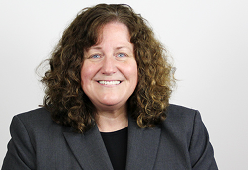 Laurie McKinnon Headshot